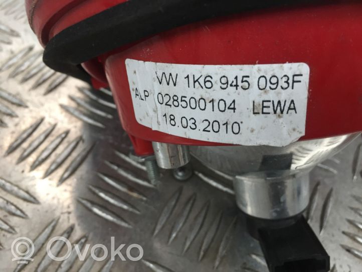 Volkswagen Golf V Lampy tylnej klapy bagażnika 1K6945093F