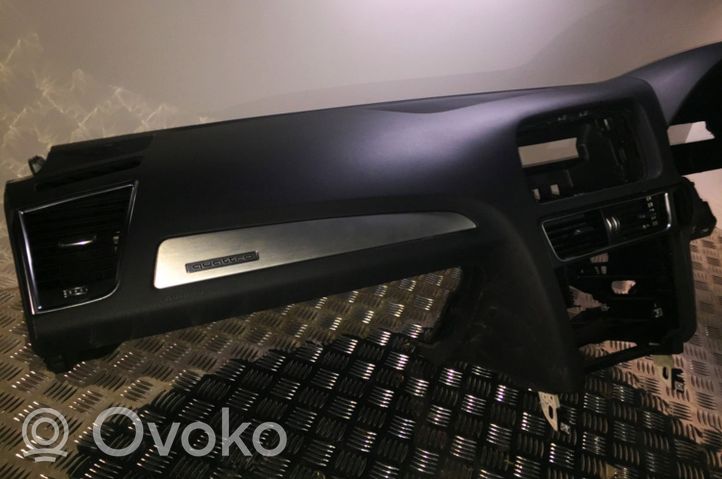 Audi Q5 SQ5 Deska rozdzielcza 8R2857736A