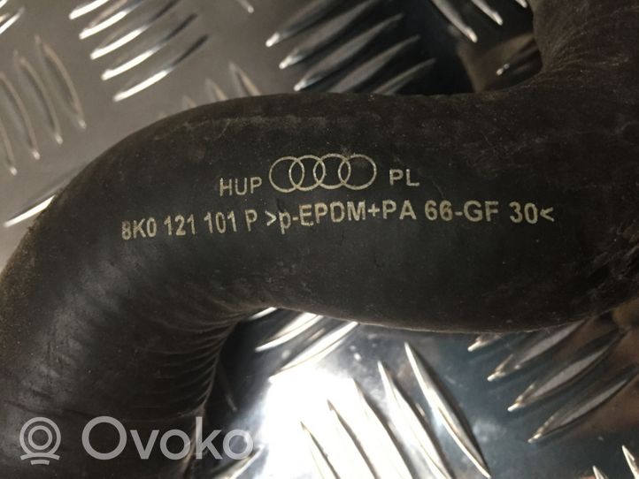 Audi A4 S4 B8 8K Tubo flessibile del liquido di raffreddamento del motore 03L121071B