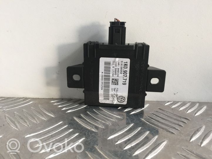 Volkswagen Golf V Boîtier module alarme 1K0907719