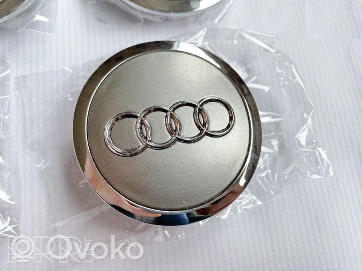 Audi Q7 4M Borchia ruota originale 