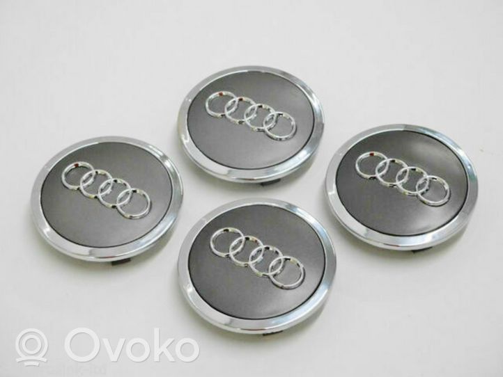 Audi Q7 4M Dekielki / Kapsle oryginalne 