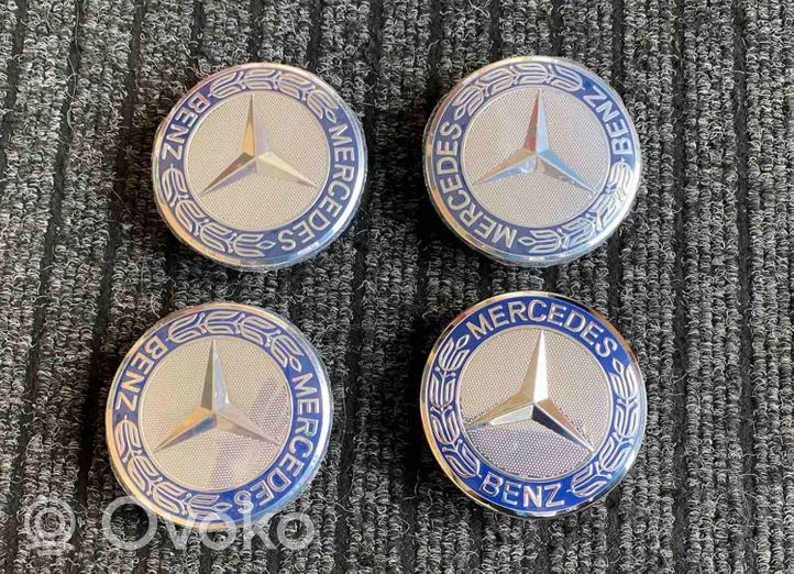 Mercedes-Benz S W220 Borchia ruota originale A1714000025