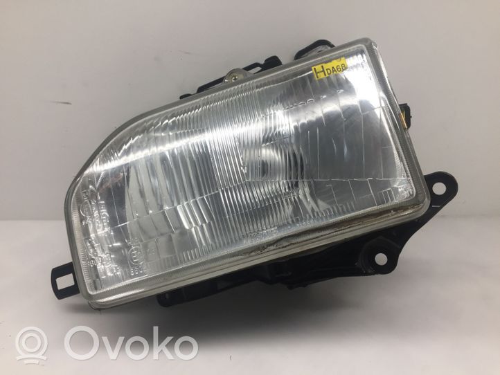 Mazda 121 Faro/fanale 11061238