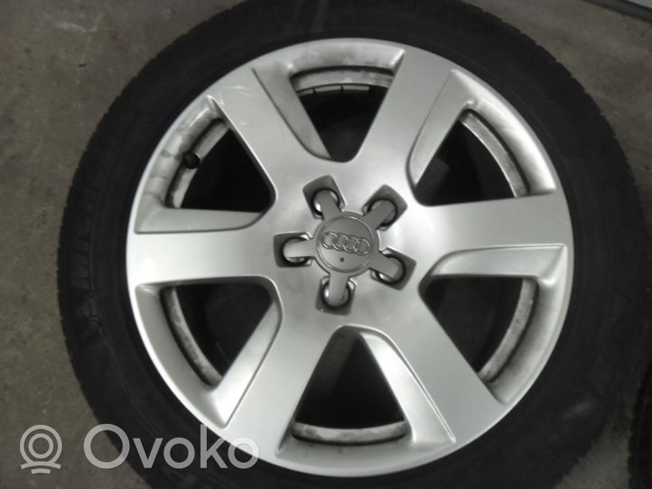 Audi A6 C7 Borchia ruota originale 4F0601165N