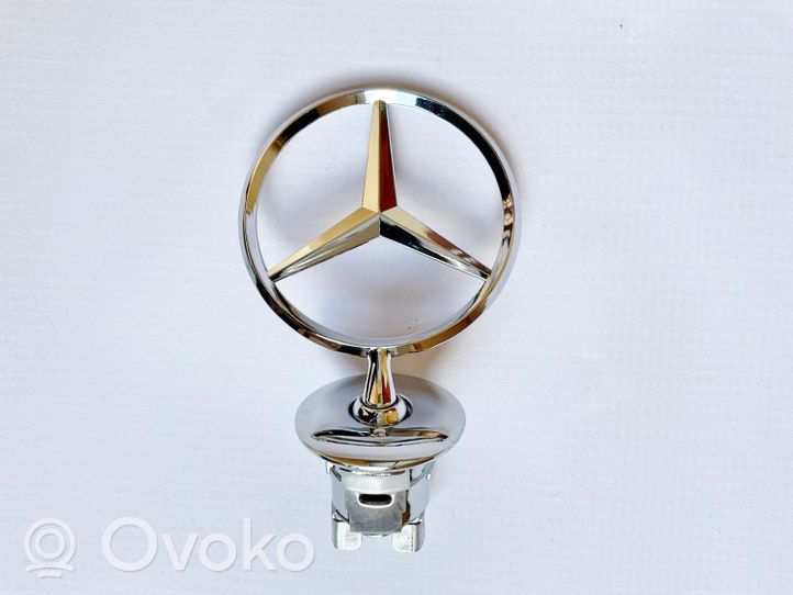 Mercedes-Benz C W203 Valmistajan merkki/logo/tunnus A2218800086