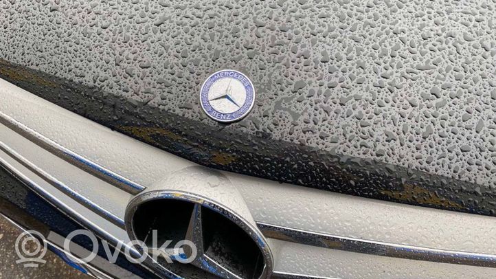 Mercedes-Benz E W212 Valmistajan merkki/logo/tunnus 