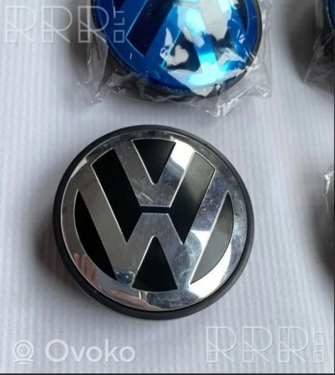 Volkswagen Touareg III Dekielki / Kapsle oryginalne 3B7601171