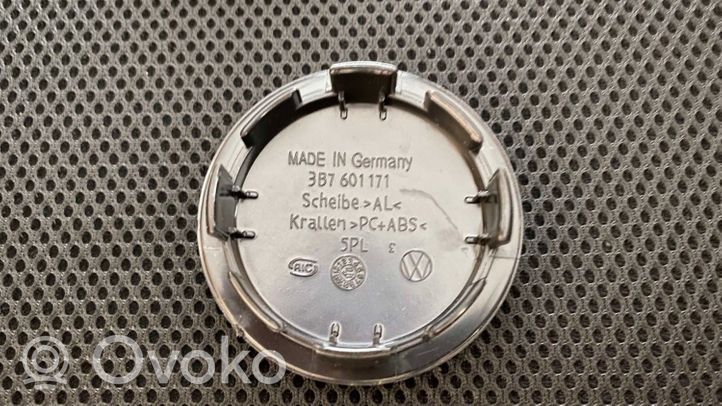 Volkswagen Polo III 6N 6N2 6NF Original wheel cap 3B7601171