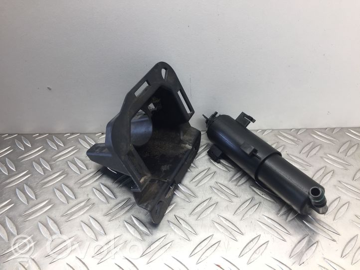 BMW X5 E70 Ugello a spruzzo lavavetri per faro 7173852