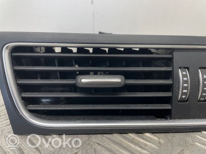 Audi A4 S4 B8 8K Griglia di ventilazione centrale cruscotto 8T1820951E