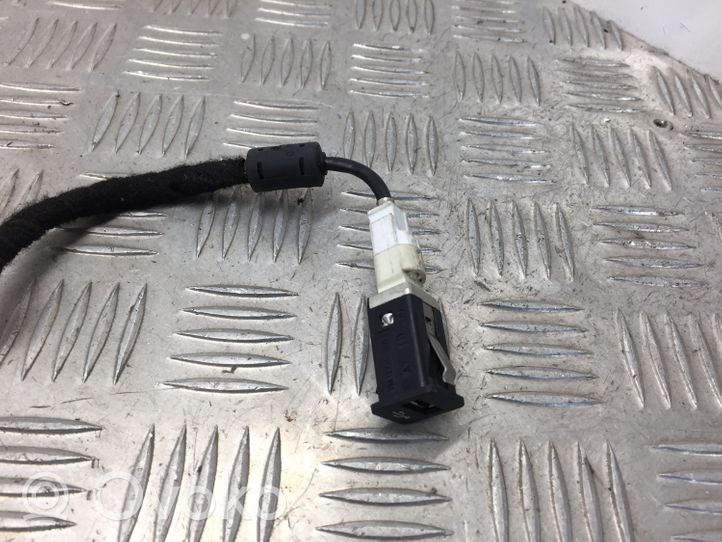 BMW 5 F10 F11 USB socket connector 9167196