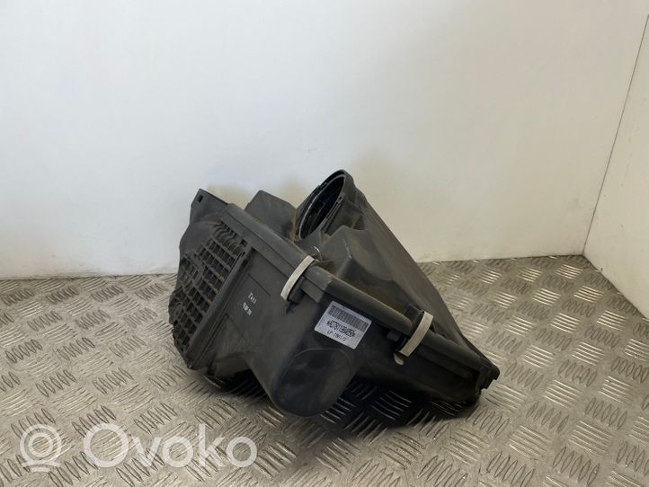 BMW 3 E90 E91 Air filter box 7811904