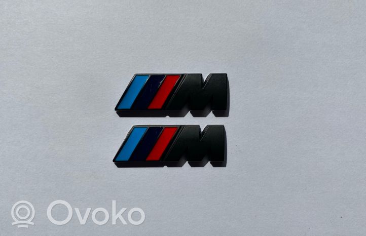 BMW 4 F32 F33 Logo parafango 