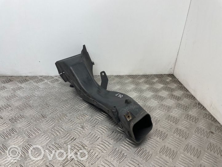 BMW 3 E92 E93 Air intake duct part 8047409