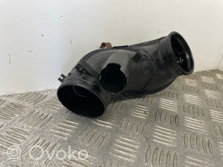 BMW 4 F32 F33 Oro paėmimo kanalo detalė (-ės) 8507369