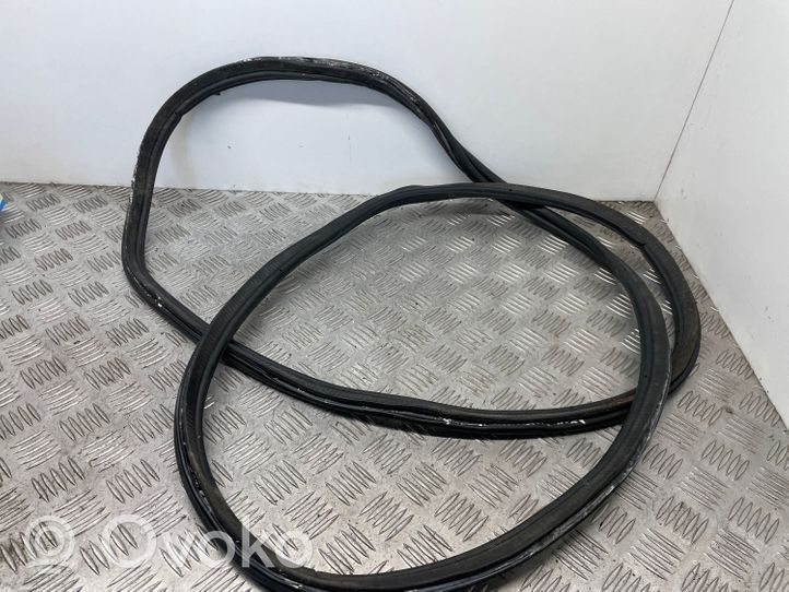 BMW 3 F30 F35 F31 Trunk rubber seal (body) 