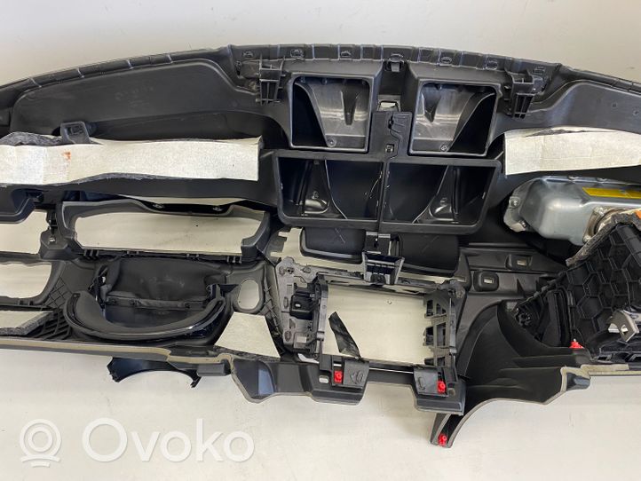 BMW 3 F30 F35 F31 Panelė 