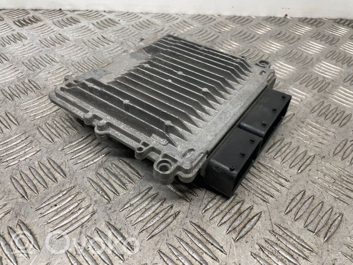 Mercedes-Benz C W204 Sterownik / Moduł ECU A6421508900