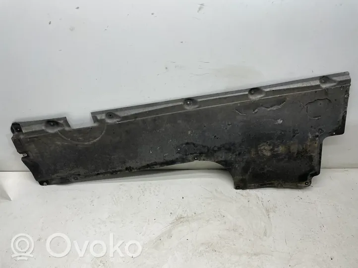 BMW 7 F01 F02 F03 F04 Šoninė dugno apsauga 7185033