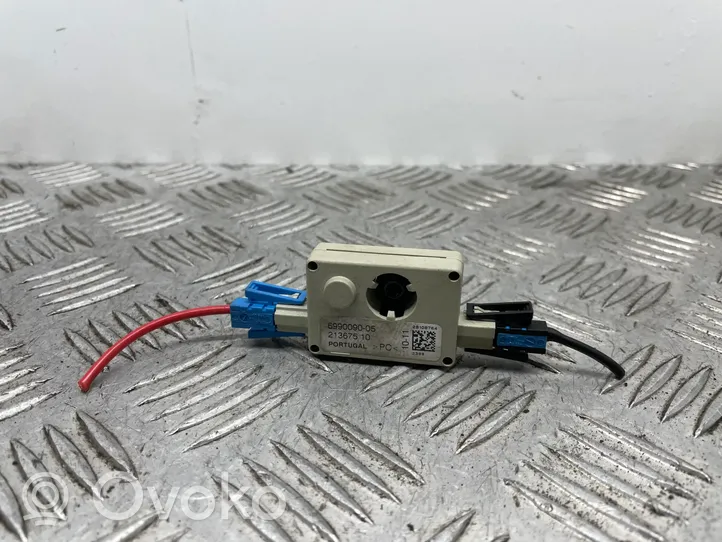 BMW 6 F12 F13 Antennenverstärker Signalverstärker 6990090