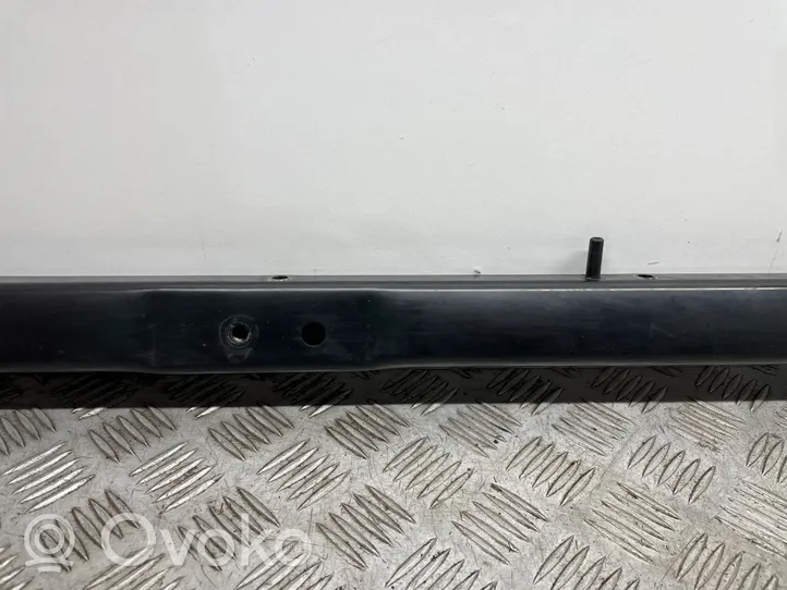 BMW 7 F01 F02 F03 F04 Panel mocowania chłodnicy / góra 7183851