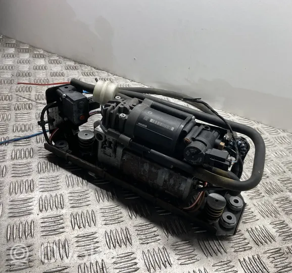 BMW 5 GT F07 Ilmajousituksen kompressoripumppu 6794465