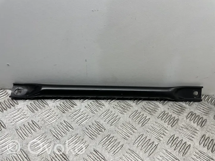 BMW 5 F10 F11 Staffa del pannello di supporto del radiatore 7180318