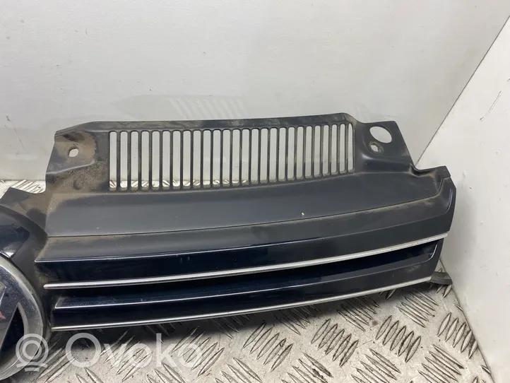 Volkswagen Golf VI Grille calandre supérieure de pare-chocs avant 5K0853653