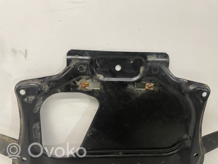 BMW 4 F32 F33 Protezione anti spruzzi/sottoscocca del motore 6860952