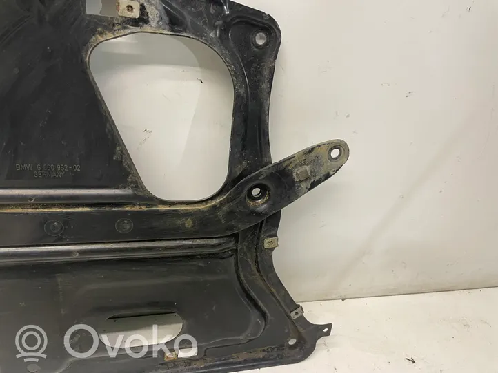 BMW 4 F32 F33 Protezione anti spruzzi/sottoscocca del motore 6860952