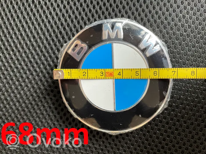 BMW 3 E46 Gamyklinis rato centrinės skylės dangtelis (-iai) 6783536