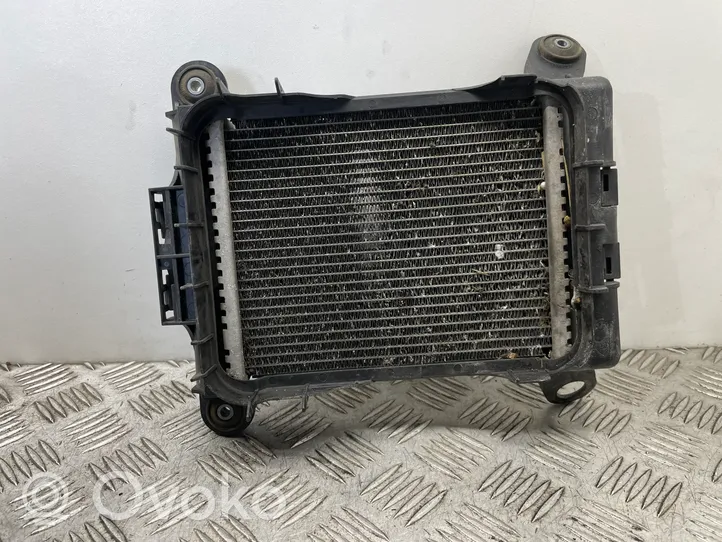 BMW 3 F30 F35 F31 Radiateur d'huile moteur 7600698