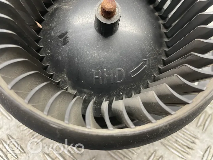 Mercedes-Benz A W176 Soplador/ventilador calefacción A2469064300