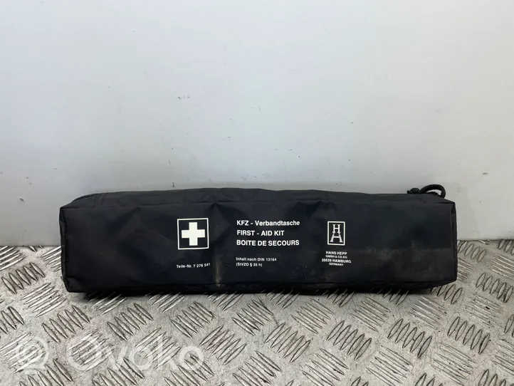 BMW 5 F10 F11 First aid kit 7276541