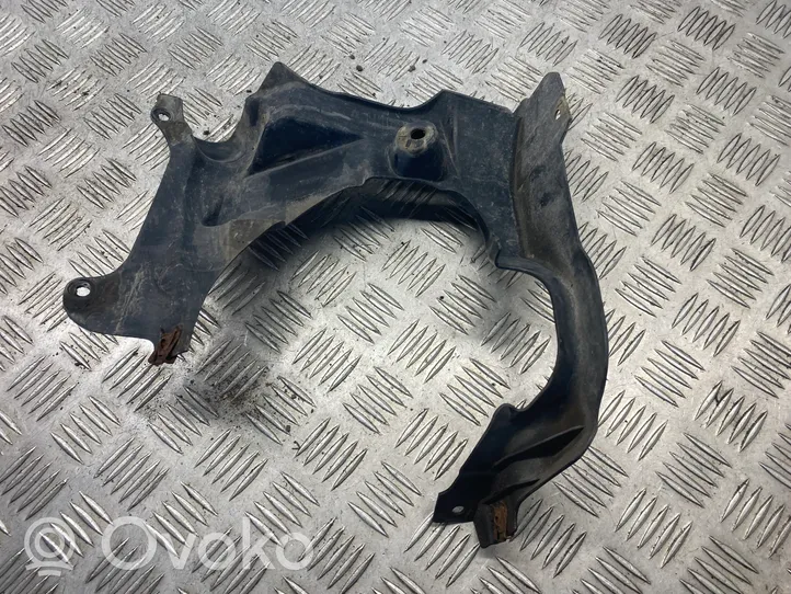 BMW 5 F10 F11 Couvre-soubassement avant 7228686