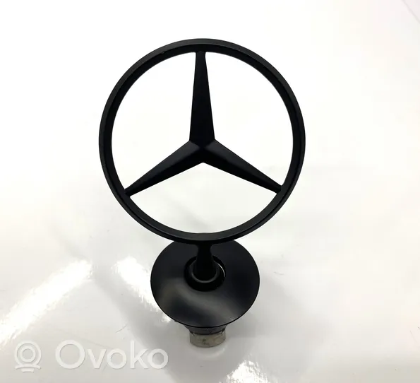 Mercedes-Benz S W220 Valmistajan merkki/logo/tunnus 