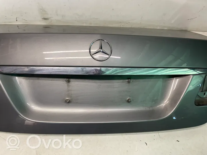 Mercedes-Benz E W212 Takaluukun/tavaratilan kansi 