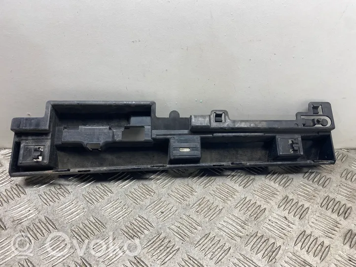 BMW 3 F30 F35 F31 Listello di supporto del sottoporta 7256918