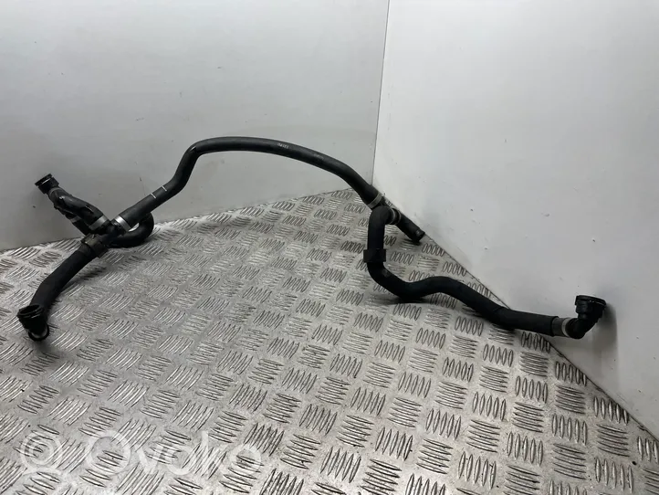 BMW M5 Engine coolant pipe/hose 2284290