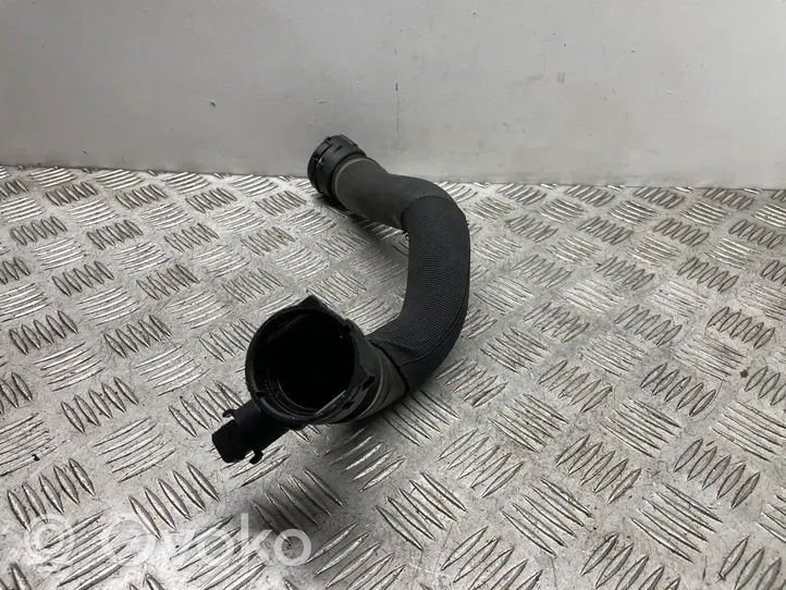 BMW M5 Tuyau de liquide de refroidissement moteur 7843264