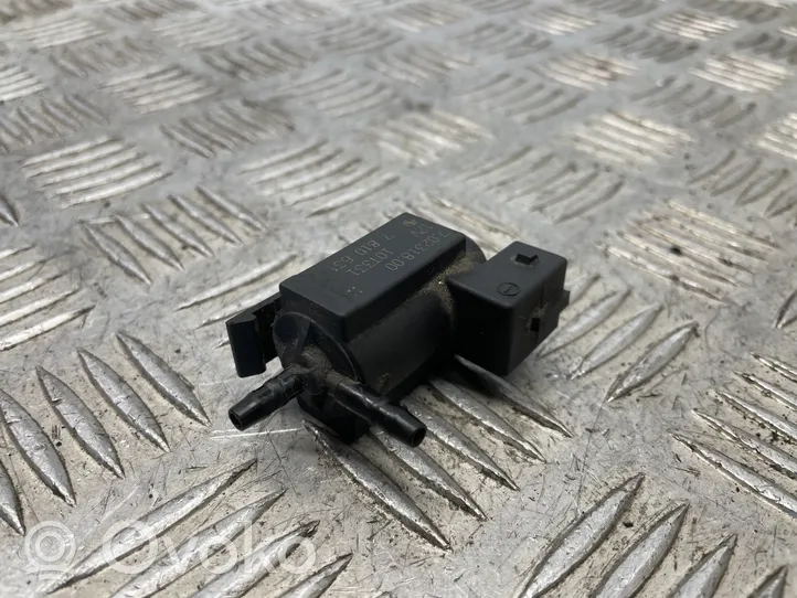 BMW 7 F01 F02 F03 F04 Turbo solenoid valve 7810831