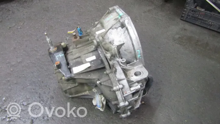 Renault Trafic II (X83) Manual 5 speed gearbox 