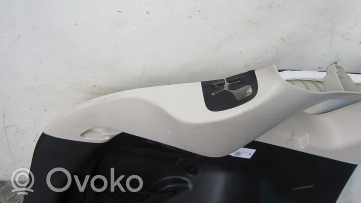 Honda CR-V Tavaratilan sivuverhoilu 