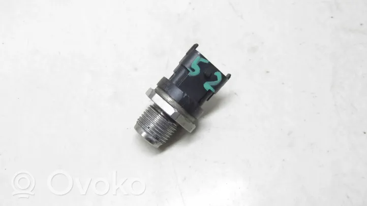 Honda CR-V Regulator ciśnienia paliwa 0281006316