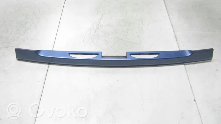 KIA Venga Trunk door license plate light bar 