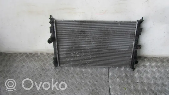 Citroen C4 Grand Picasso Radiateur de refroidissement 