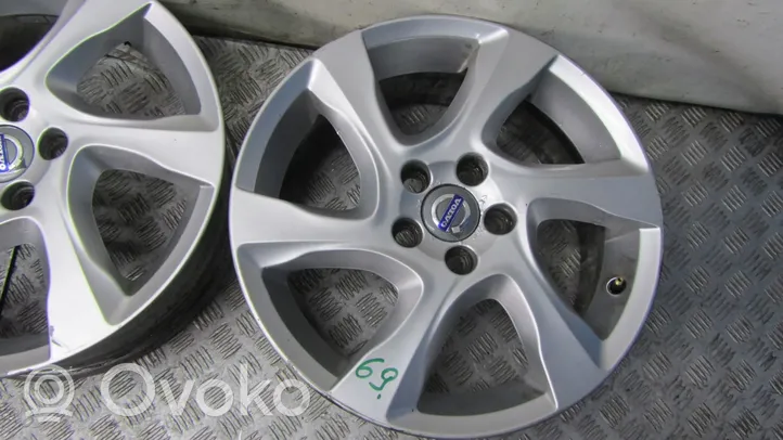 Volvo V40 R17-alumiinivanne 31381859