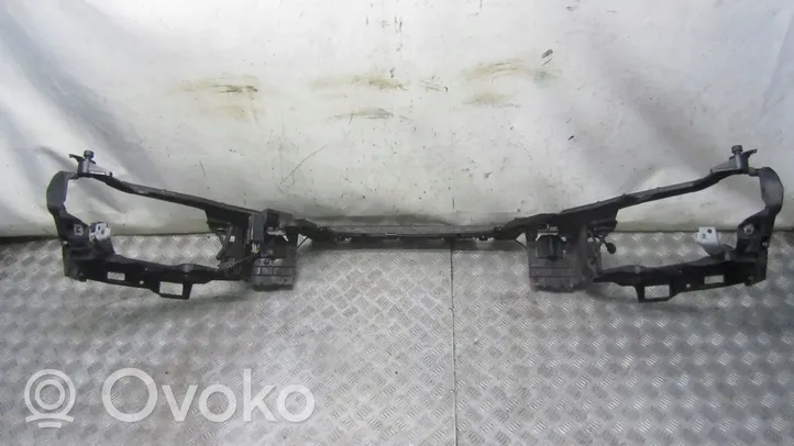 Volvo V40 Staffa del pannello di supporto del radiatore parte superiore 