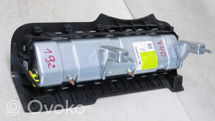 Volvo V40 Ceļu drošības spilvens P031271434